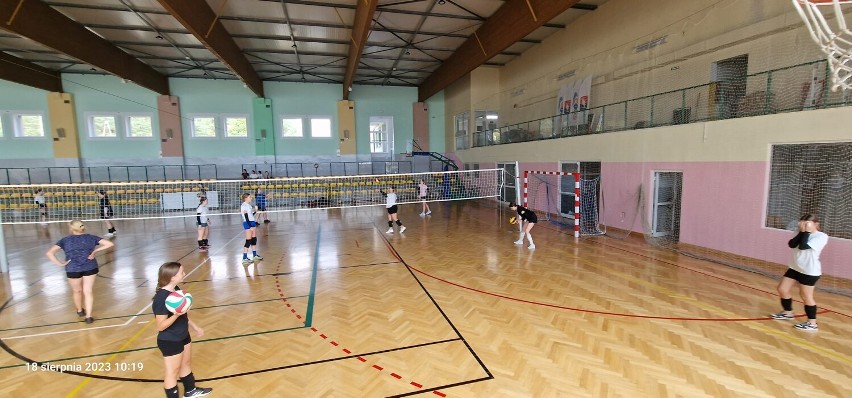 Trwa największy obóz sportowy! Klub z Mławy trenuje w Rybnie (WIDEO)