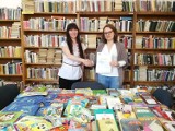 Do biblioteki publicznej w Muszynie trafiło kilkaset ukraińskich książek dla uchodźców [ZDJĘCIA]