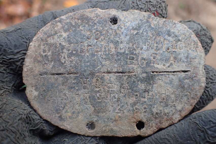 Wykopaliska archeologiczne w Nieciszowie. Odnaleziono szkielet i pamiątki