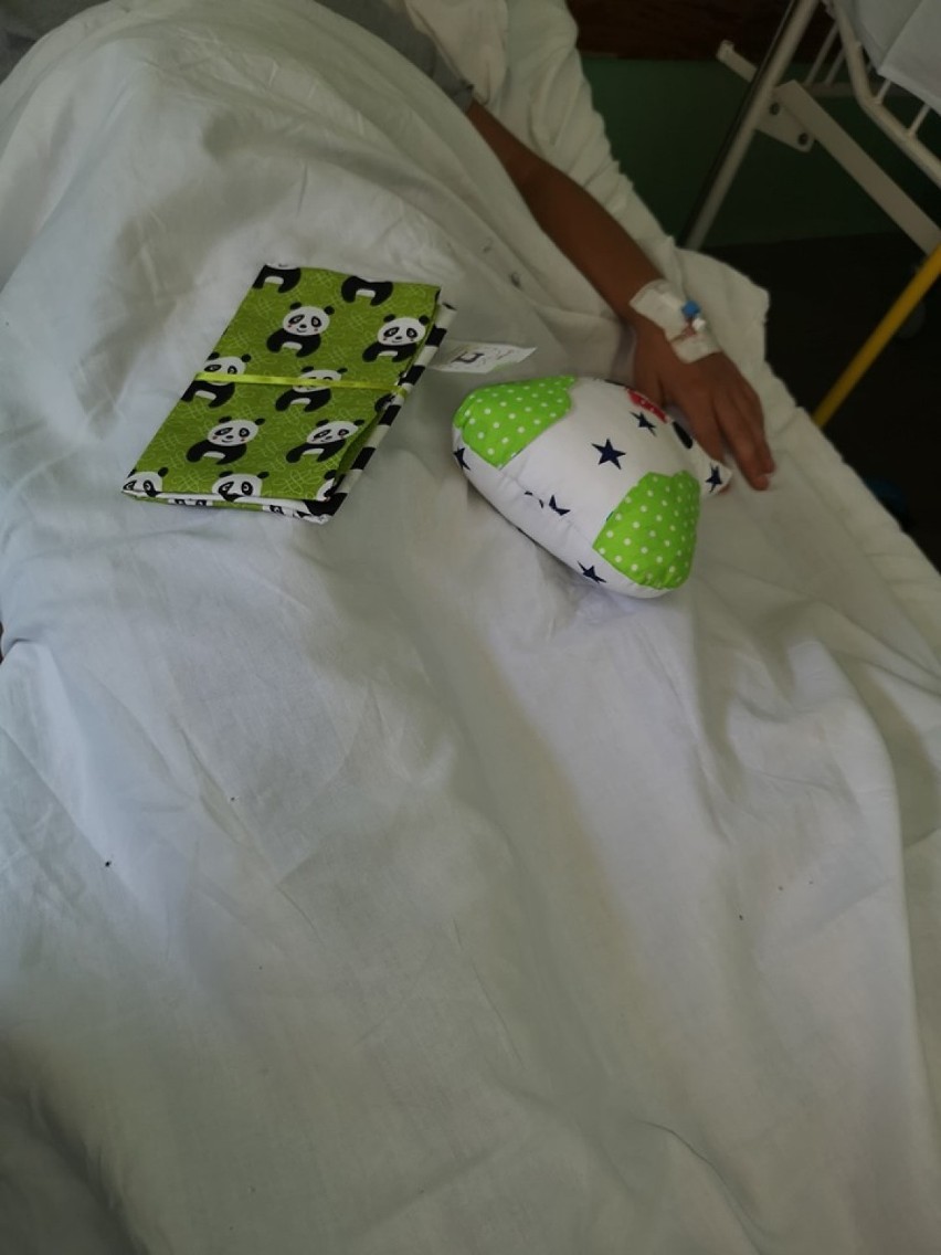 Bełchatów: Kolorowe przytulanki i inne niespodzianki dla dzieci ze szpitala
