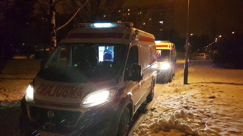 Pożar bloku na Kusocińskiego w Łodzi. Poparzona kobieta