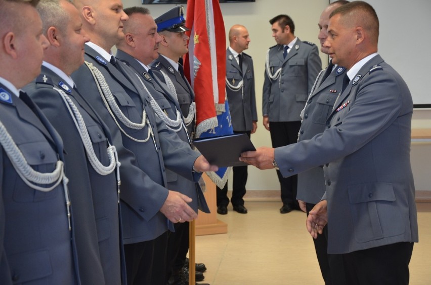 Święto Policji 2019 w Lipnie. Były awanse i wyróżnienia [zdjęcia]