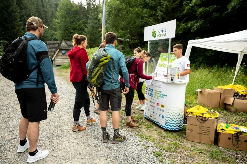 Zakopane. Ruszyła rejestracja dla wolontariuszy chętnych do sprzątania śmieci w Tatrach 