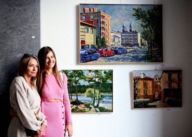 Skarżyscy artyści uwiecznili współczesne miasto na obrazach. Można je oglądać na wystawie w Miejskim Centrum Kultury.