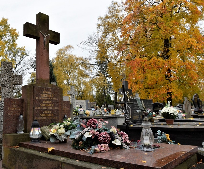 Okruchy pamięci. Cmentarz św. Józefa w Skierniewicach przed Świętem Zmarłych