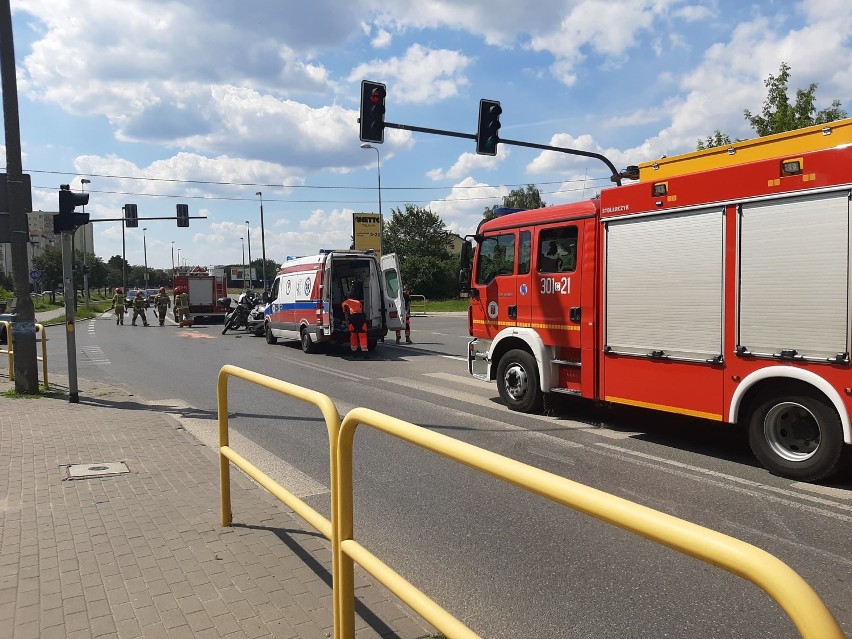 Do groźnie wyglądającego wypadku doszło na skrzyżowaniu...