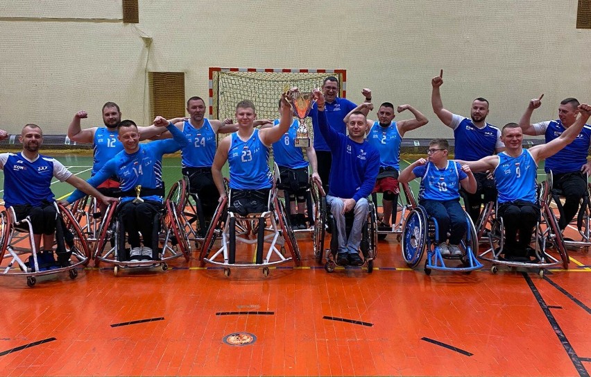 KSS Mustanga Konin zdobył Puchar Polski 2023 w koszykówce na wózkach w Suchedniowie