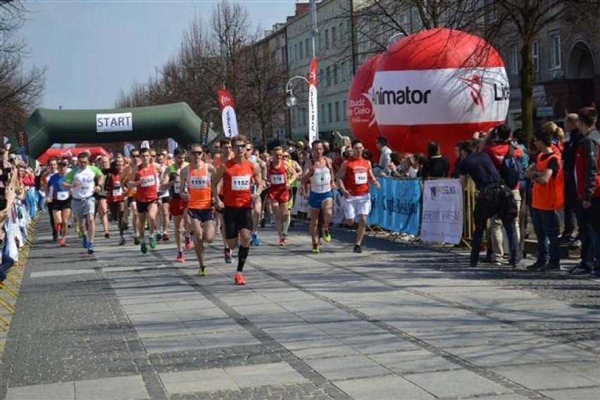 42-200 Maraton Częstochowskie: Pierwszy maraton w historii Częstochowy i regionu