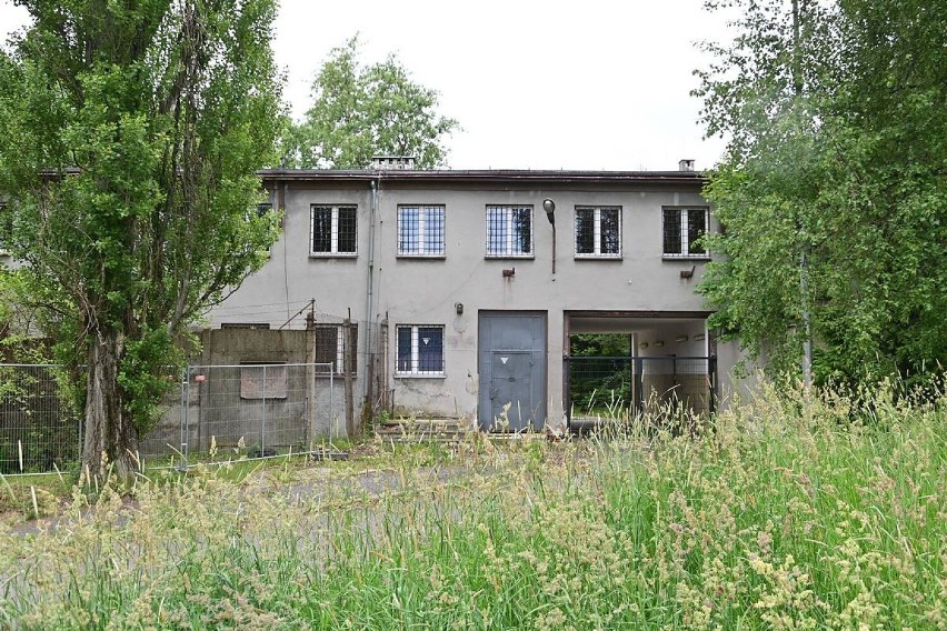 Wałbrzych: Opuszczony budynek Komisariatu nr 1 na Piaskowej Górze (ZDJĘCIA)
