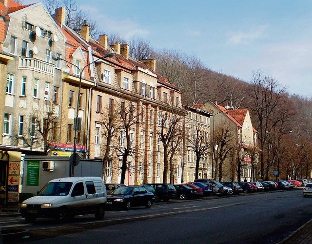 Aleja Wyzwolenia w Wałbrzychu to jedna z najważniejszych ulic miasta