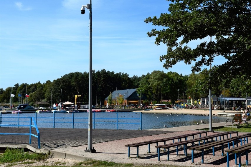 Sanatorium - Uzdrowisko Dąbki - jezioro Bukowo i plaża morska - Bałtyk