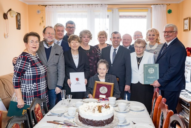 Pełna zapału mieszkanka powiatu żnińskiego, entuzjastka gier planszowych Zofia Mikulska świętowała niedawno setne urodziny.
