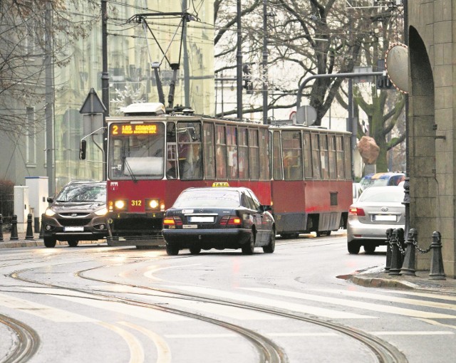 W najbliższej perspektywie unijnej na pewno powstanie linia tramwajowa wzdłuż ulicy Kujawskiej. Będzie też kilka remontów