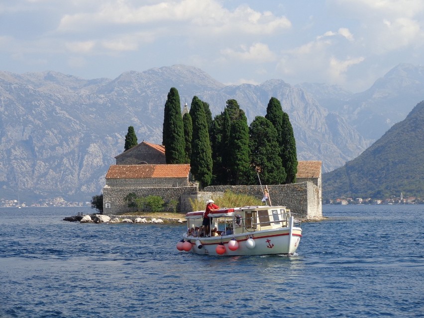 Czarnogóra pierwszym państwem w Europie wolnym od koronawirusa. Jak wygląda w sezonie turystycznym? ZDJĘCIA