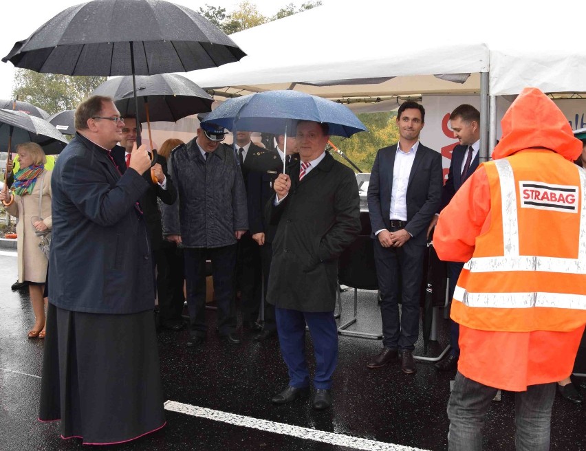 Nowy most w Malborku uroczyście otwarty [ZDJĘCIA]. Inwestycja trwa i ma się skończyć w czerwcu