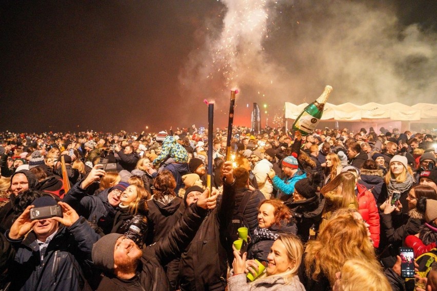 Sylwester miejski Gdańsk. Sylwester pod chmurką Trójmiasto. Impreza na plaży Brzeźno 