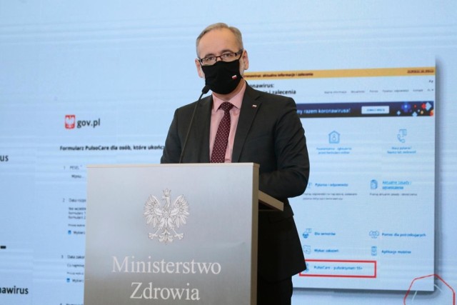 Wiadomo już jak będą wyglądać obostrzenia od 18 stycznia. Szczegóły dotyczące obostrzeń obowiązujących od 18 stycznia 2021 ogłosili w poniedziałek po południu na specjalnej konferencji prasowej minister zdrowia Adam Niedzielski i minister edukacji i nauki Przemysław Czarnek.

CZYTAJ DALEJ>>>

...