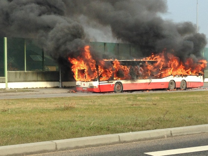 Pożar autobusu na kartuskiej w Gdańsku