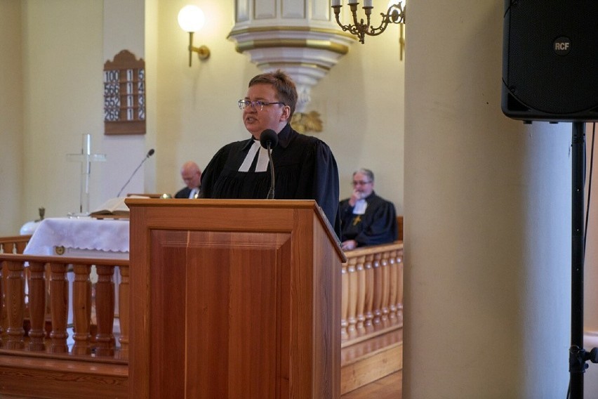 Marta Borkowska jest pastorem Kościoła ewangelicko -...