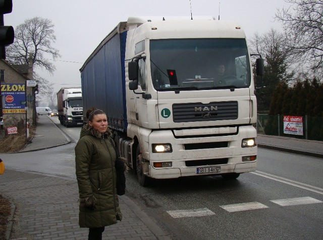 Urszula Stachura, podobnie jak wielu rodziców, obawia się o bezpieczeństwo swoich dzieci