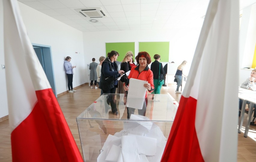 Rzeszowianie ruszyli do urn. Tak głosują mieszkańcy stolicy Podkarpacia w wyborach samorządowych 2024