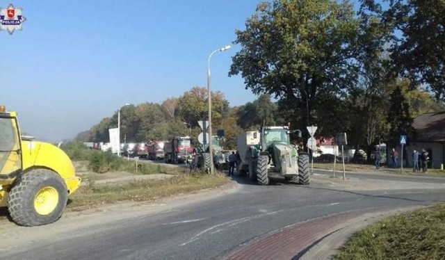 W połowie października podwykonawcy Astaldi na ok. 12 godzin zablokowali rondo w Żyrzynie na trasie Lublin - Warszawa