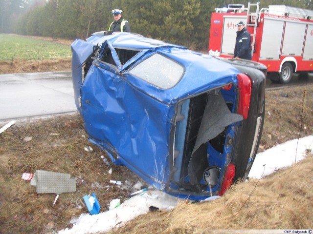 10 marca, około godziny 7:30 dyżurny kolneńskiej Policji został  poinformowany przez pogotowie ratunkowe o zdarzeniu drogowym, do którego doszło niedaleko miejscowości Wiszowate na trasie Kolno - Grabowo. 

Wypadek w Cieciorkach. Auto dachowało w rowie [zdjęcia]

Zobacz też
Wiadomości kryminalne na stronie: Podlaskiej Kroniki Policyjnej

Zapisz się do newslettera! Dodaj też swój artykuł lub prześlij swoje zdjęcia!