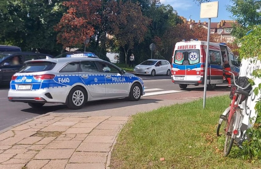 Potrącenie pieszego na pasach na ul. Warszawskiej w Wieluniu