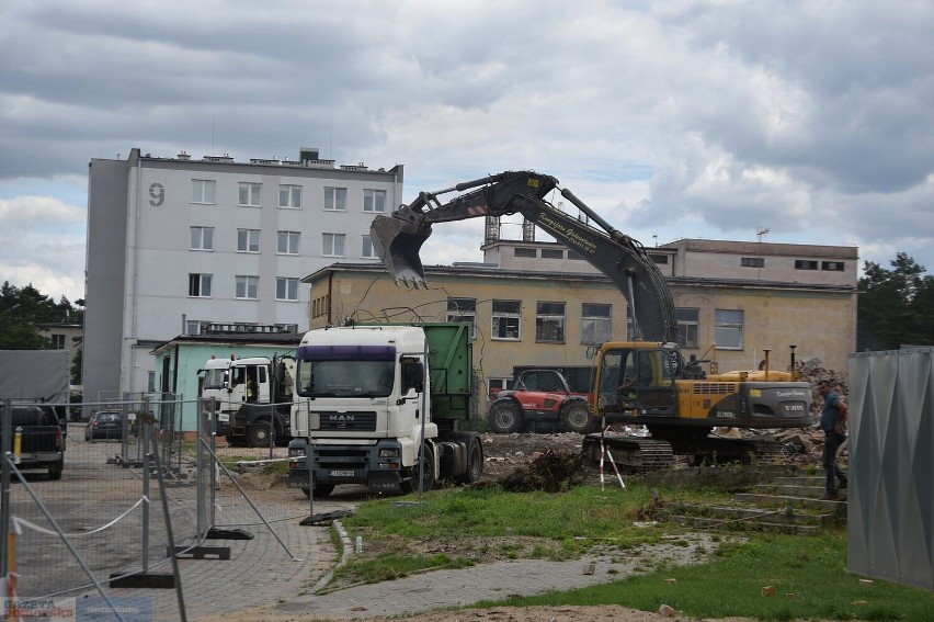 Rozbiórka obiektów w szpitalu wojewódzkim we Włocławku, 7...