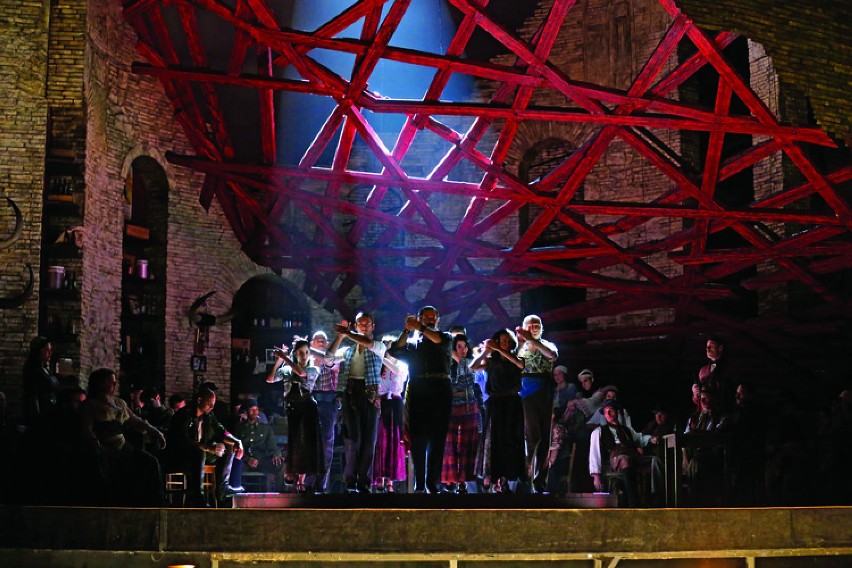 Operę „Carmen” na żywo można zobaczyć i usłyszeć w kinie w Wadowicach