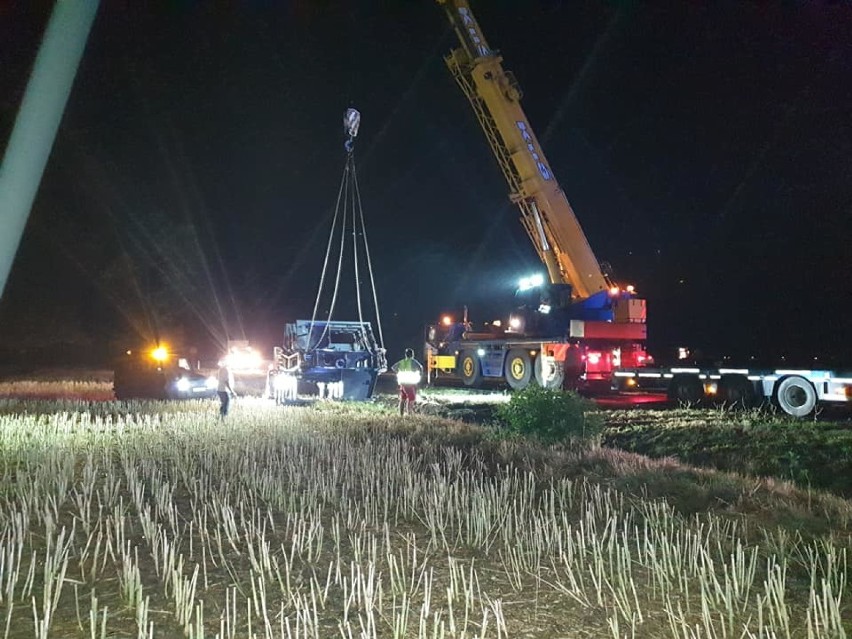 Nocny wypadek pojazdu ciężarowego na DK 11 w Górznie