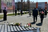 Władze Dębicy uczciły pamięć ofiar katyńskich i katastrofy smoleńskiej