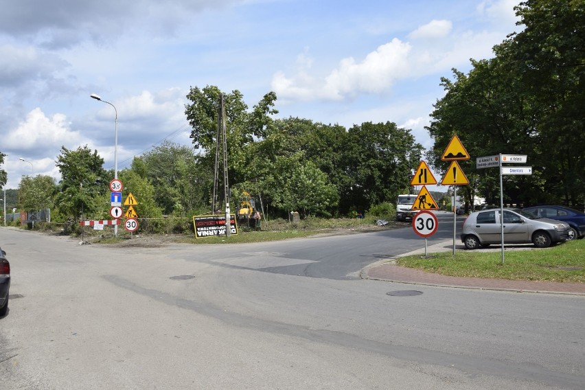 Wreszcie przebudują odcinek ulicy w Kielcach, który na dobry asfalt i chodniki czeka od… 20 lat  