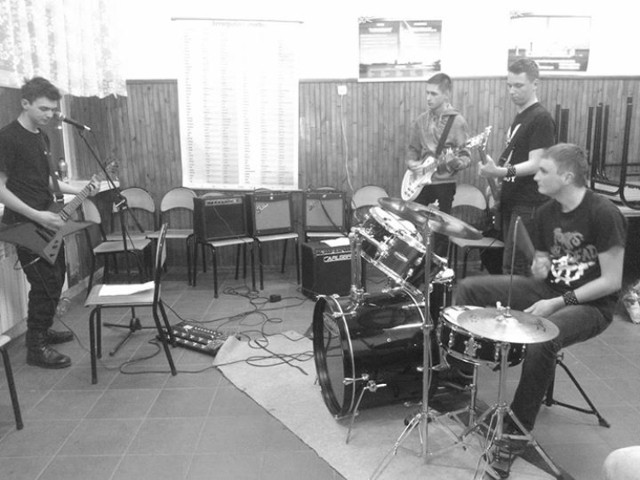Zespół Puchacz, czyli muzyczne talenty w ZSP 1 w Radomsku