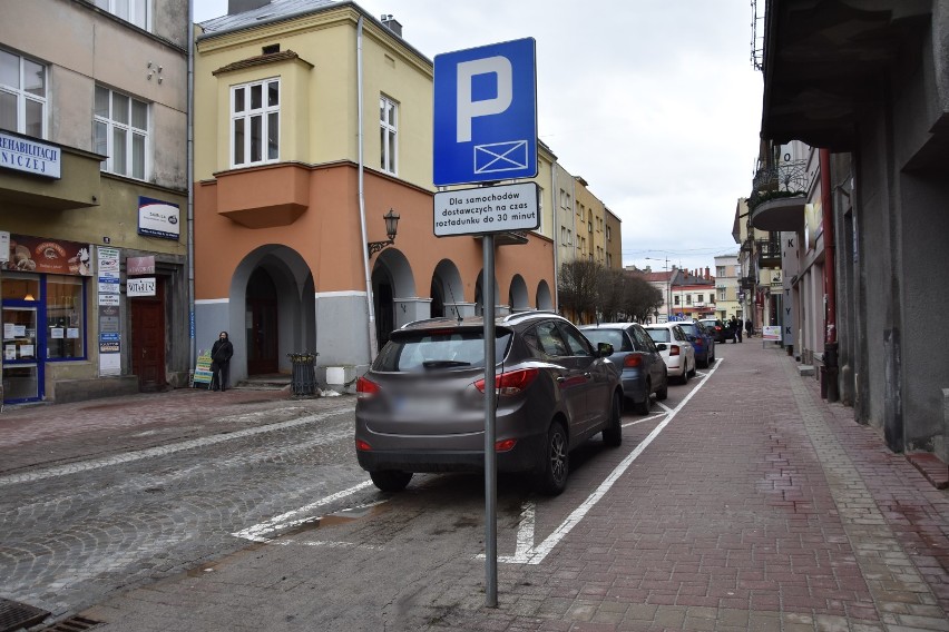 Radny Tomasz Szczepanik pyta: czy nie powinniśmy się zastanowić nad jednoznacznym określeniem charakteru ulicy 3 Maja?