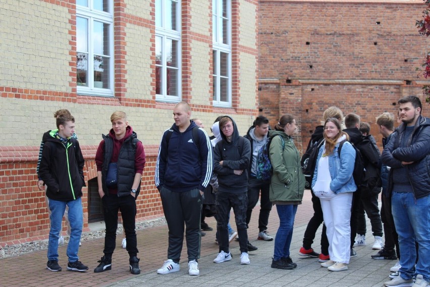 Czworo uczniów ZS nr 2 w Chełmnie otrzymało stypendia