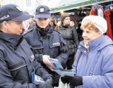 Policja: Uwaga na świątecznych kieszonkowców