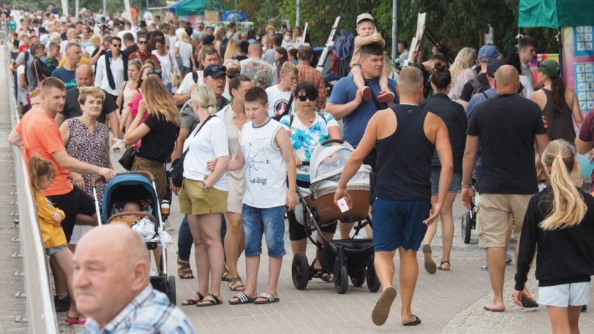 W Kołobrzegu sezon turystyczny w pełni. Żeby się o tym...