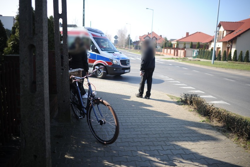 Rowerzystka w szpitalu po kolizji na Okrzei w Lesznie