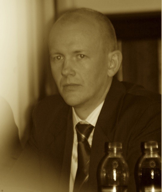Tomasz Nowak - NIE