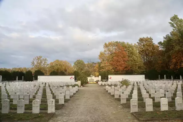 Spoczywa tu ponad 2 tys. włoskich żołnierzy. Warszawski cmentarz ma blisko 100 lat