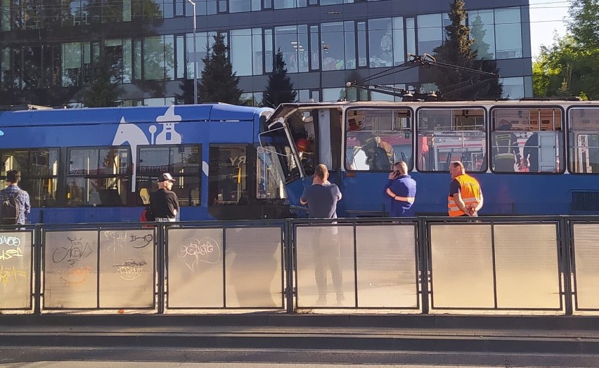 Kraków. Zderzenie tramwajów na Zabłociu