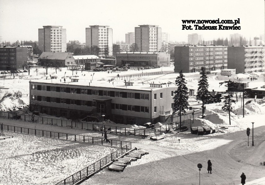 Styczeń 1980 roku - przedszkole elanowskie, bloki osiedla...