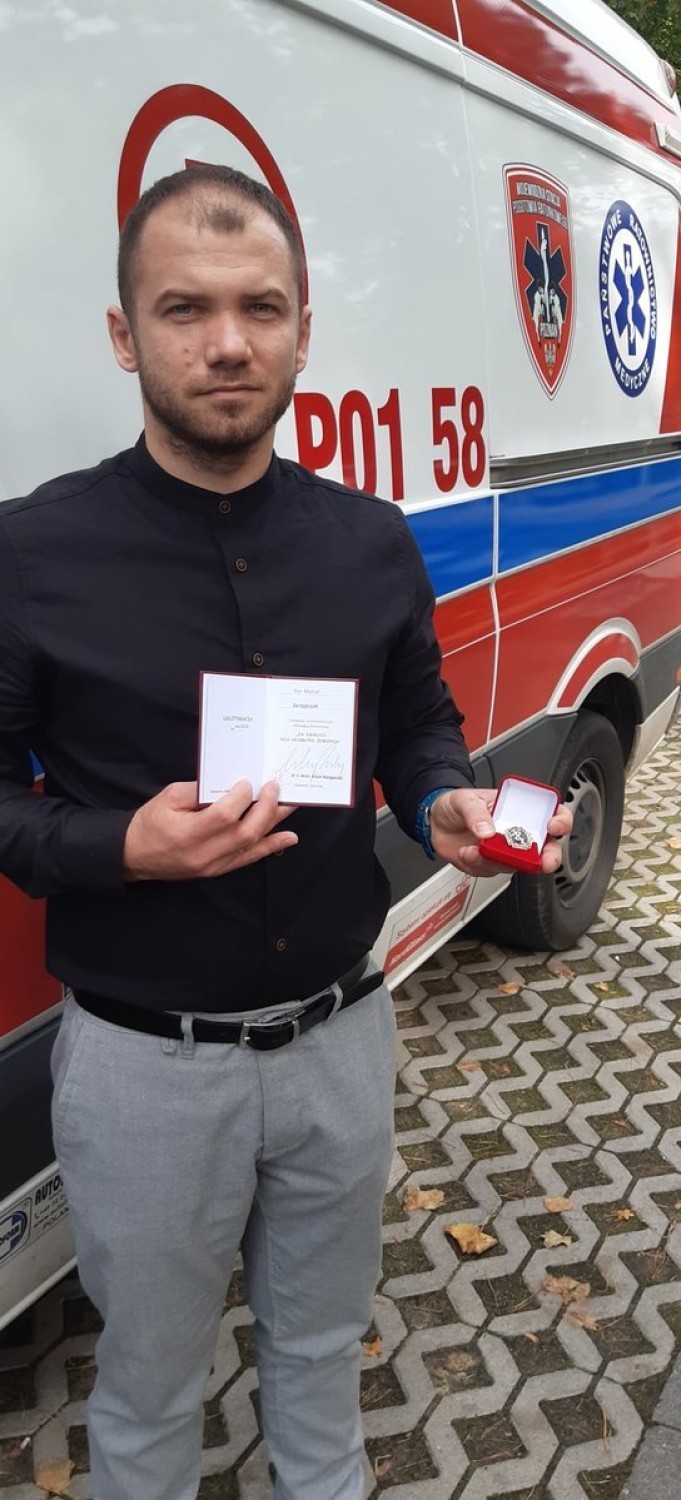 Gmina Krzywiń. Michał Skrzypczak dostał nagrodę za walkę z koronawirusem [ZDJĘCIA]