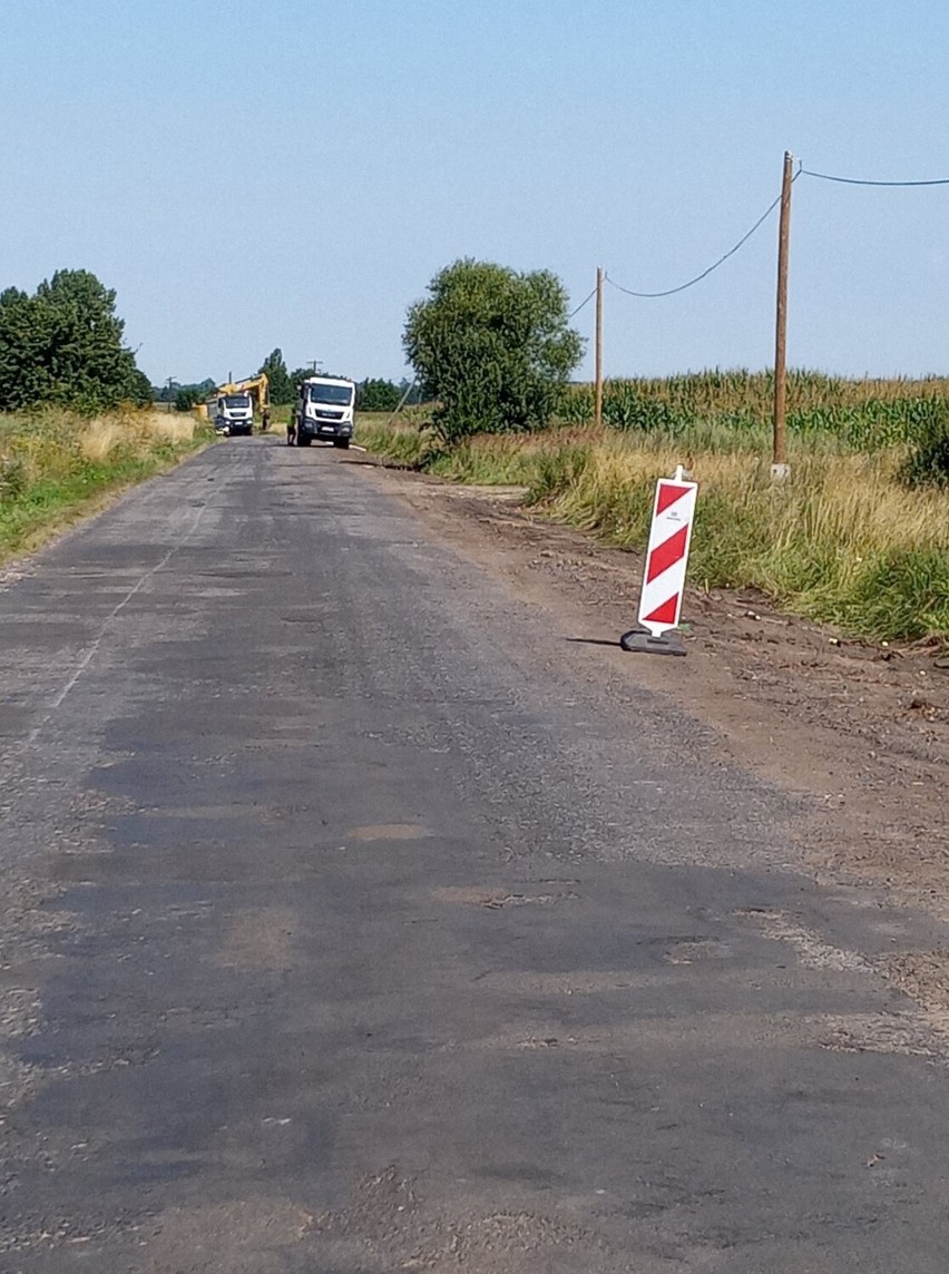 Rozpoczął się remont drogi powiatowej na odcinku od tzw. mostku na Krzywosądce do skrzyżowania z ulicą Słoneczną w Choczu