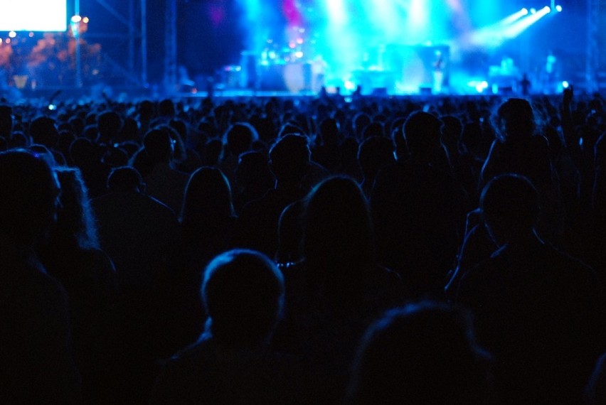 Wyjątkowy koncert Lory Szafran. Wokalistka wystąpi w warszawskiej Stodole 21 stycznia