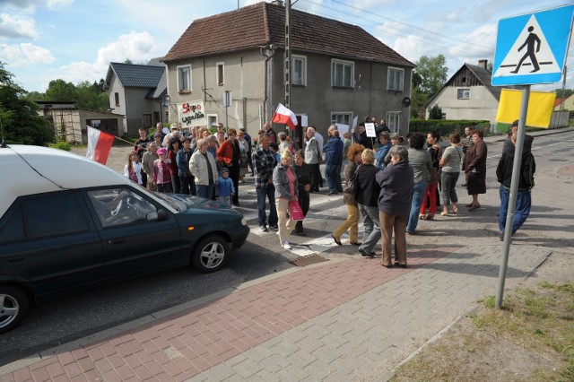 Kierowca tej skody próbował staranować blokadę