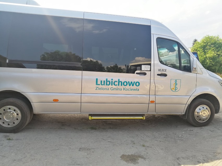 Po ulicach gminy Lubichowo jeździ nowo zakupiony autobus ZDJĘCIA 