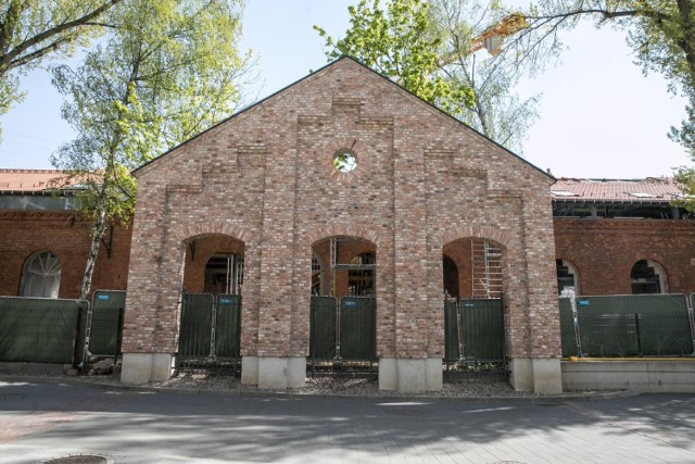 Trwa adaptacja dawnej zbrojowni przy ul. Rakowickiej na centrum wystawienniczo-edukacyjne Muzeum Fotografii