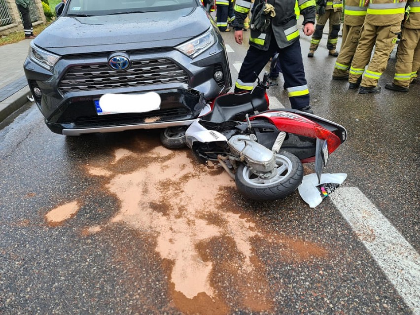 Wypadek w Rębiechowie - ranna 26-letnia pasażerka motoroweru